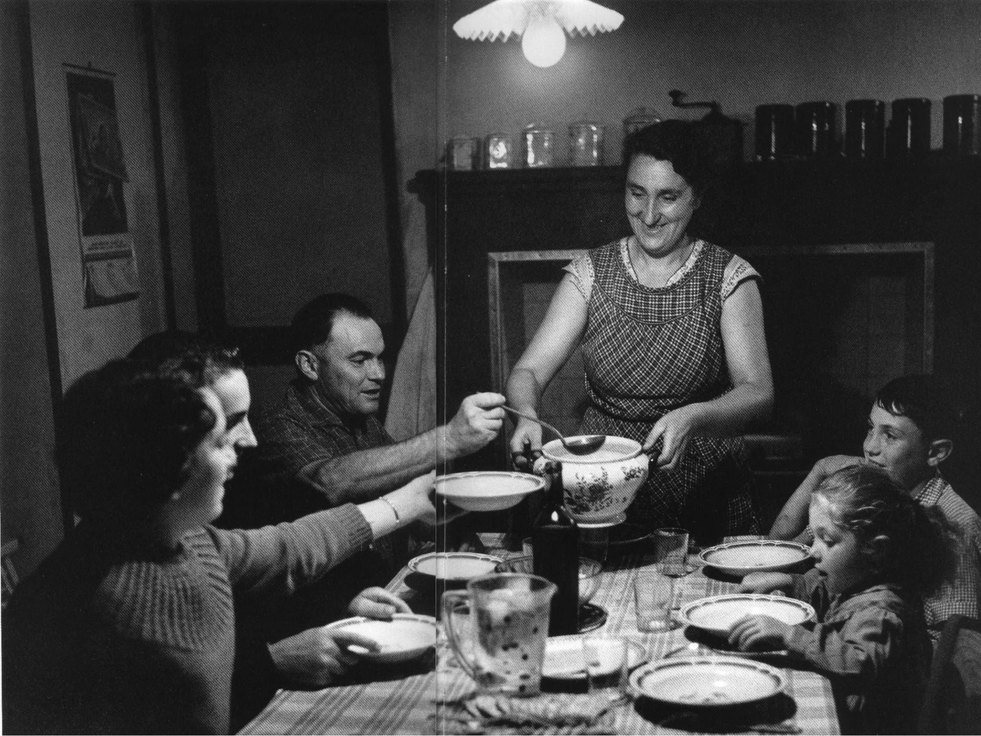 La soupe chez des fermiers le brillac charente 1957 janine niepce
